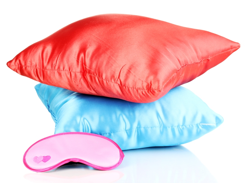Cuscini e mascherina occhi per dormire