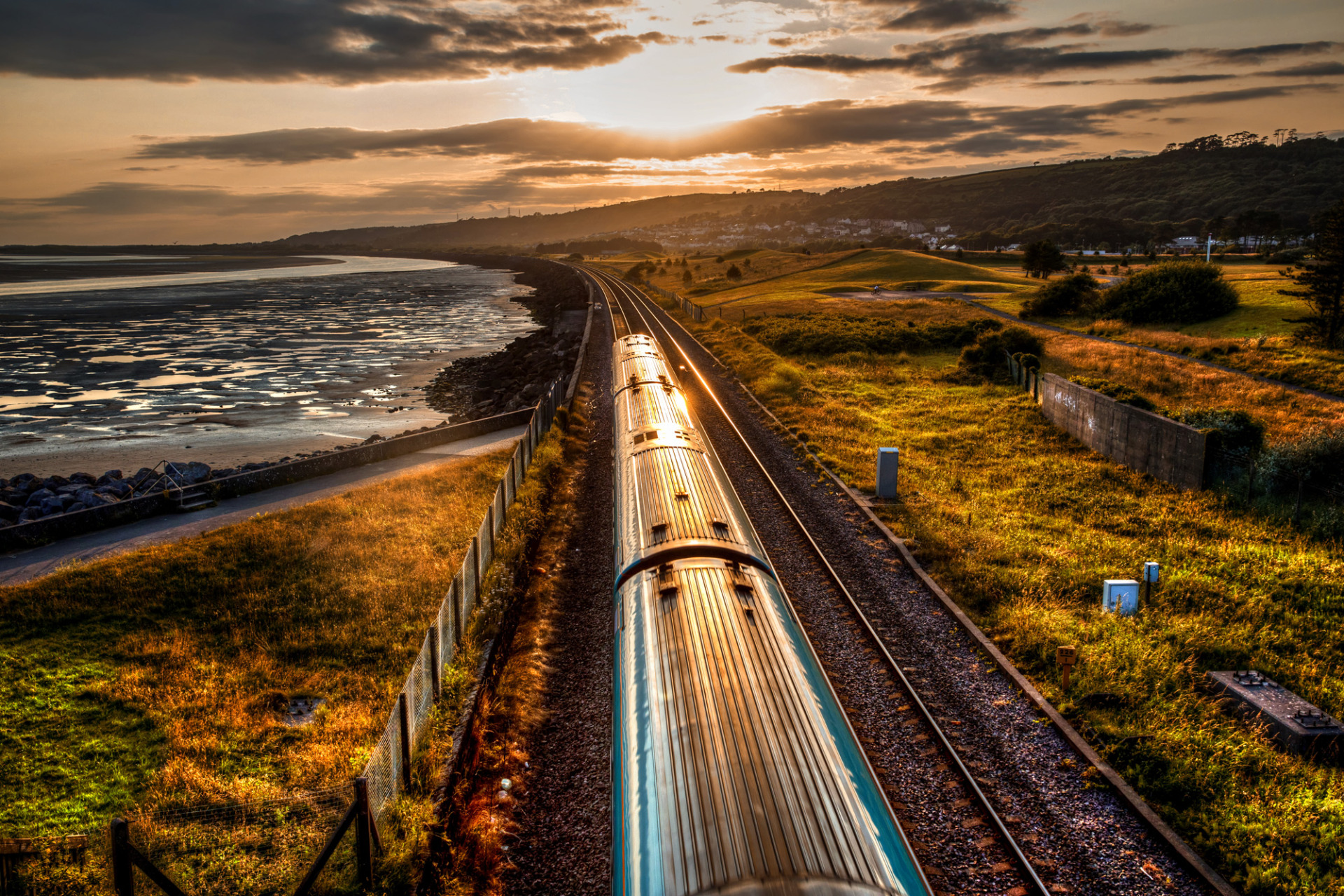 Treno che attraversa il Galles