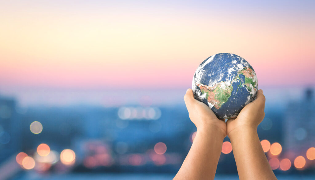 Il mondo tra le mani