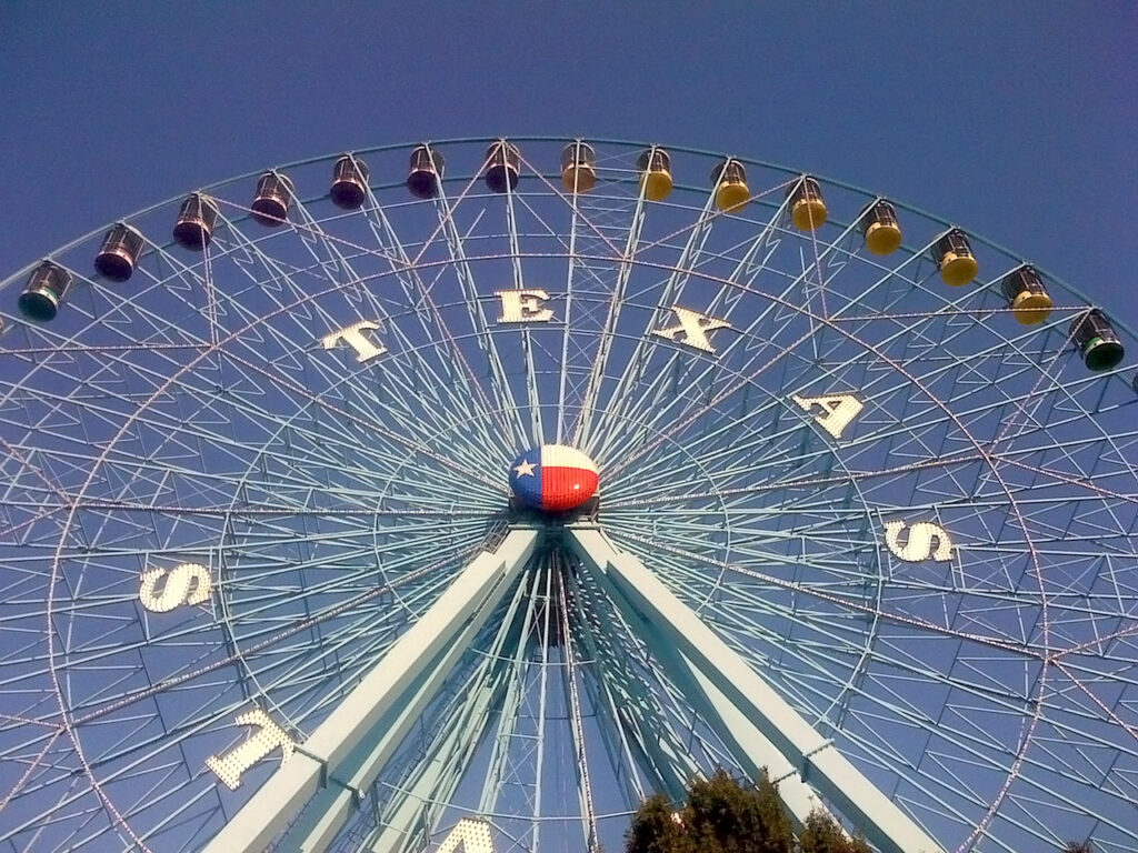 Ruota panoramica con scritta Texas