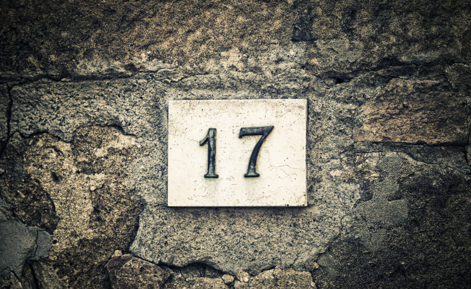 Счастливое число 17. Цифра 17. Цифра 17 картинка. Обои с цифрой 17. Красивое число 17.