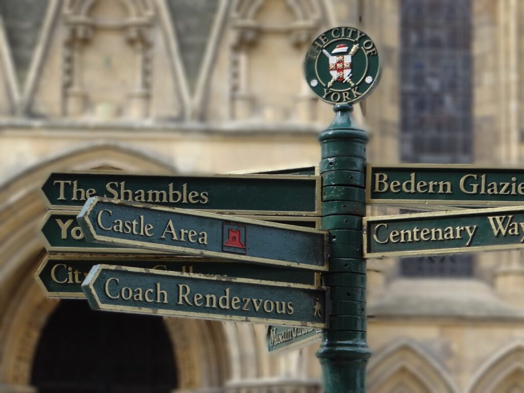 Insegne a York