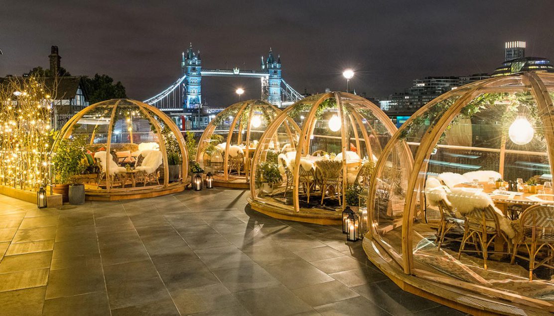 Ristorante di Londra con bolle riscaldate
