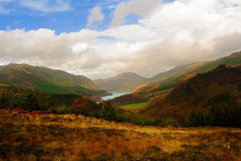Loc Lubnaig suggestivo lago in autunno in Scozia