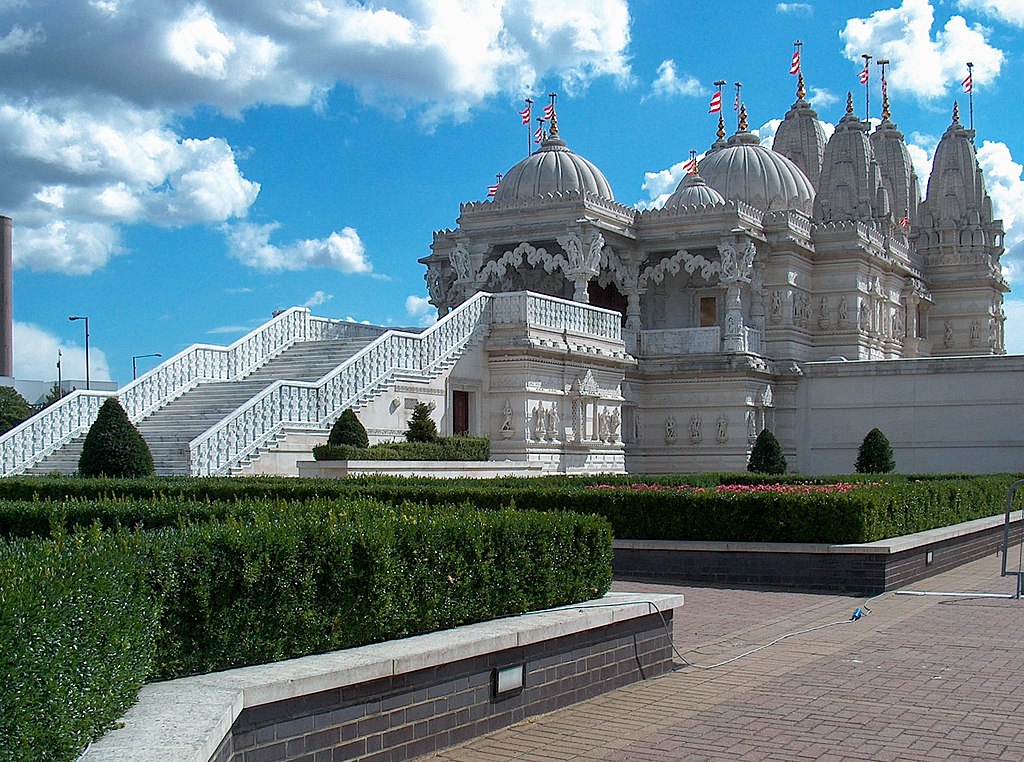 Le meraviglie nascoste di Londra che non conosci ma dovresti vedere 1024px-London_Temple