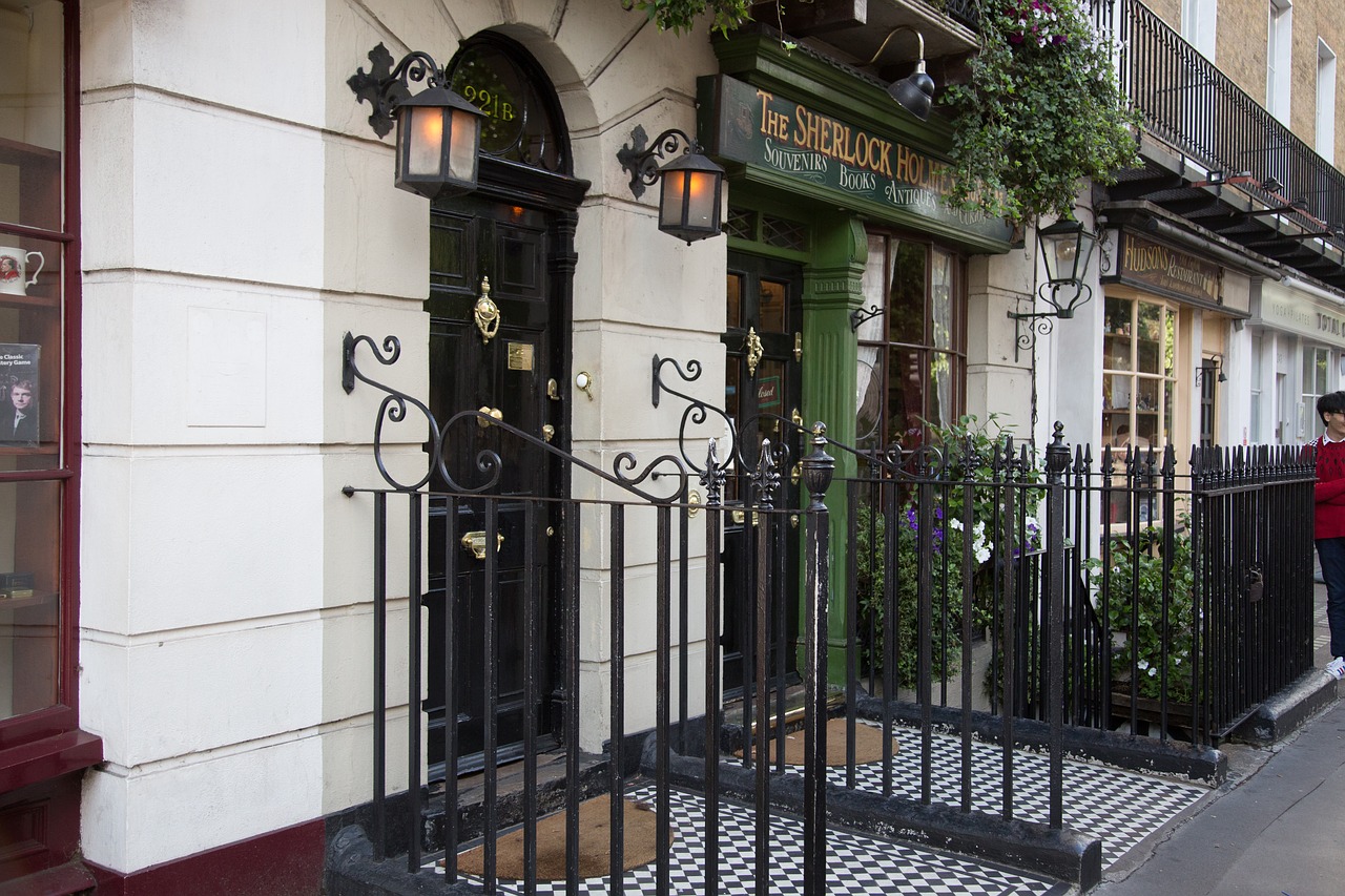 A Londra sulle orme di Sherlock Holmes Shop di Sherlock Holmes, Londra Inghilterra