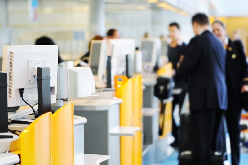 Cosa fare al check in e ai controlli di sicurezza in aeroporto Check-in in aereoporto