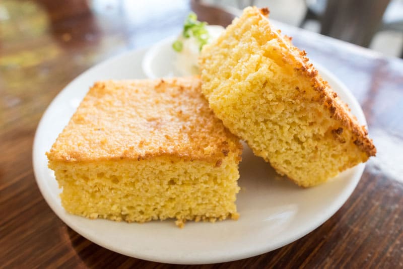 Piatti tipici della festa del ringraziamento Il pane di mais per il giorno del ringraziamento USA