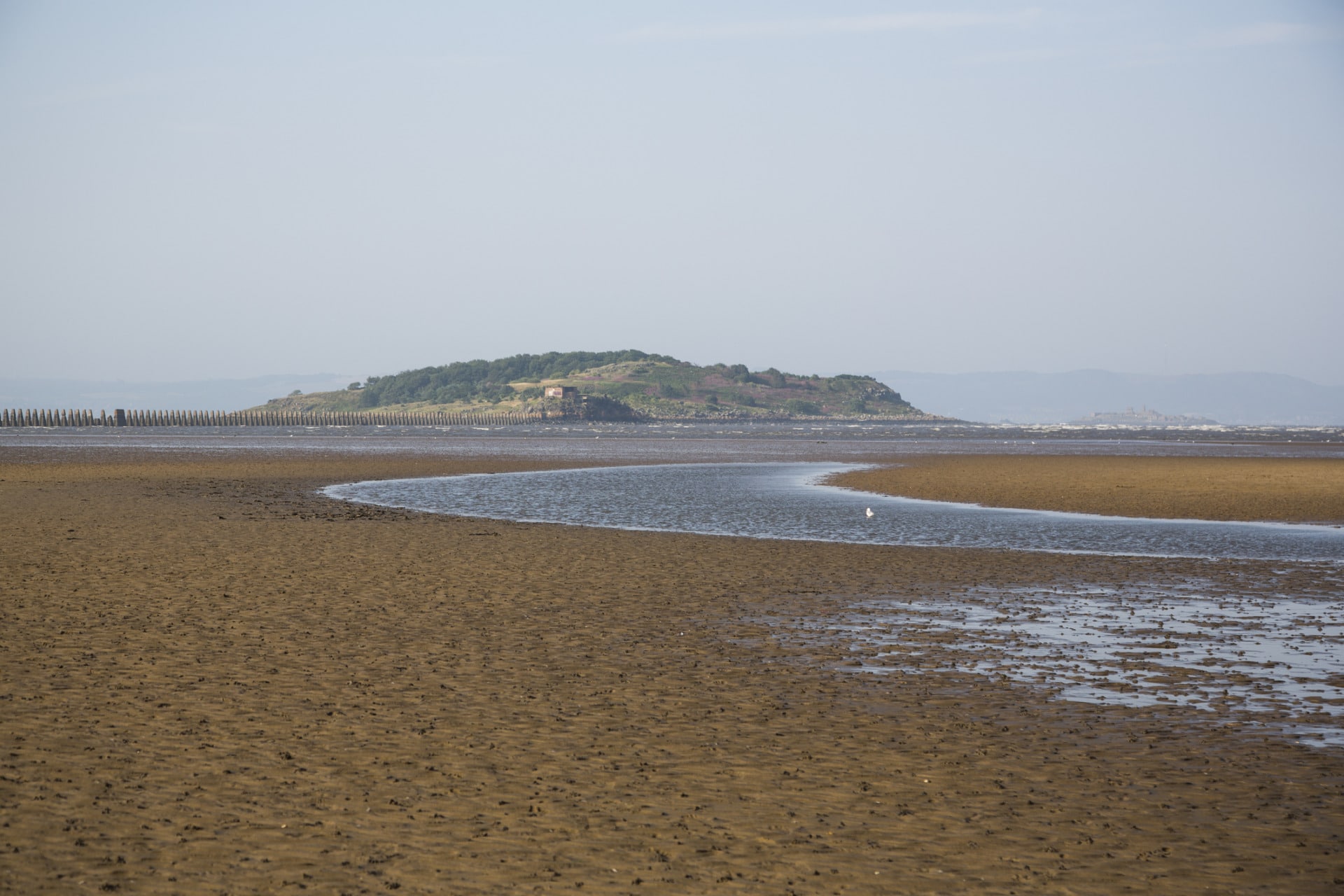 Edimburgo: i luoghi insoliti da visitare Cramond Island - isola nei pressi di Edimburgo