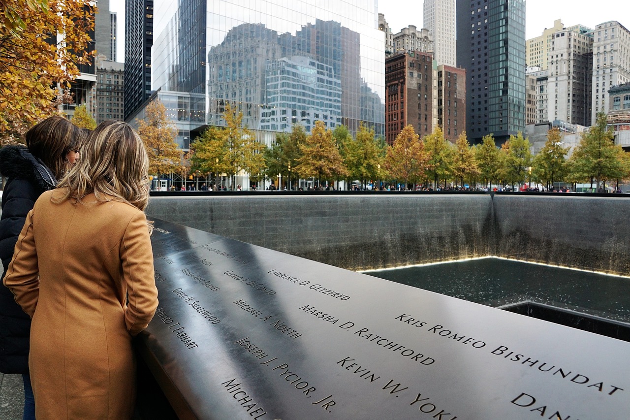 Un viaggio negli Stati Uniti con Walt Whitman Due donne a New York