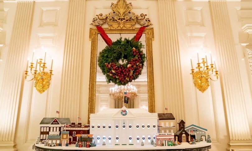 Il primo Natale di Biden alla Casa Bianca casa bianca di pan di zenzero