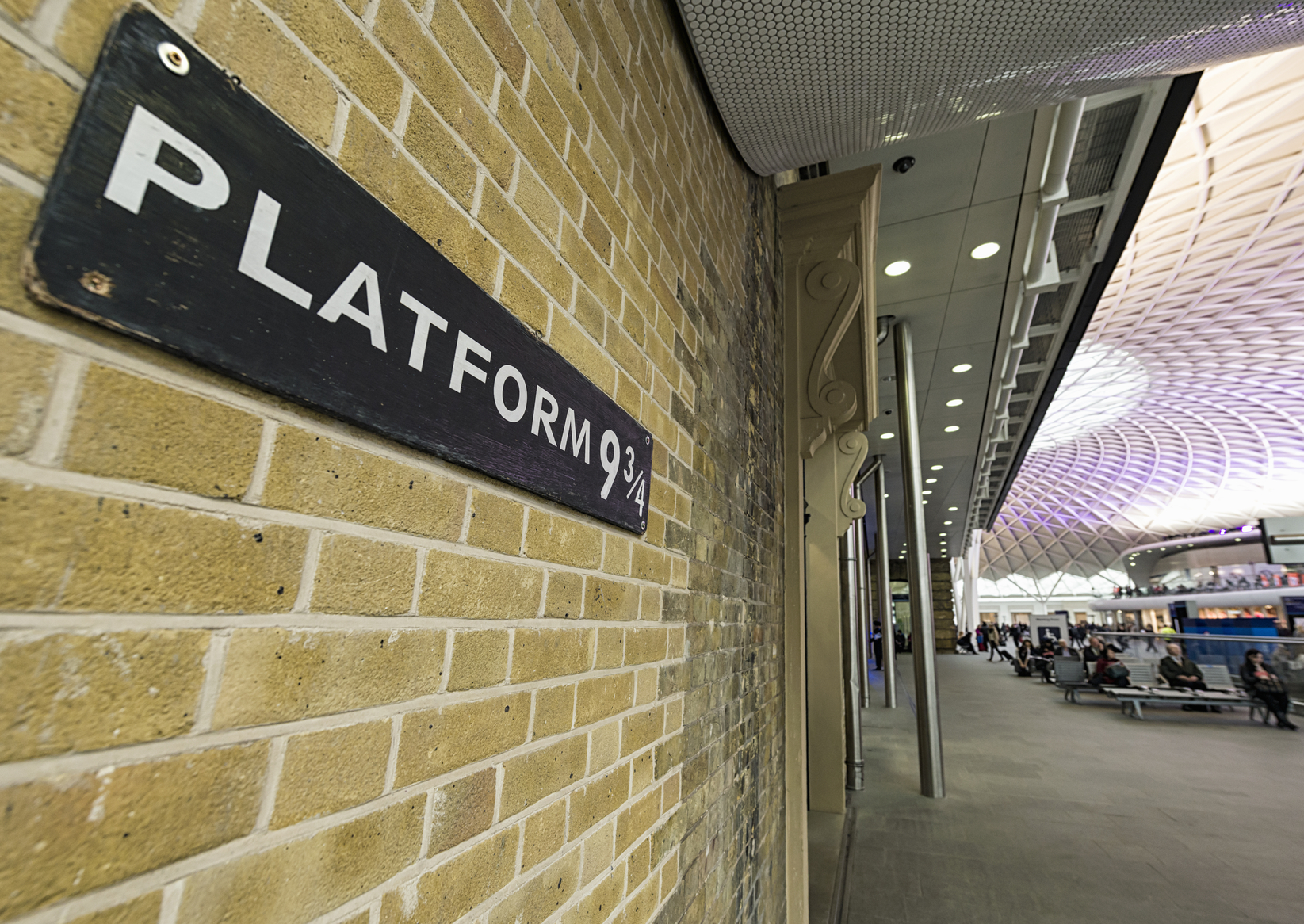 10 cose da fare gratis a Londra Piattaforma nove e tre quarti nella stazione di King's Cross