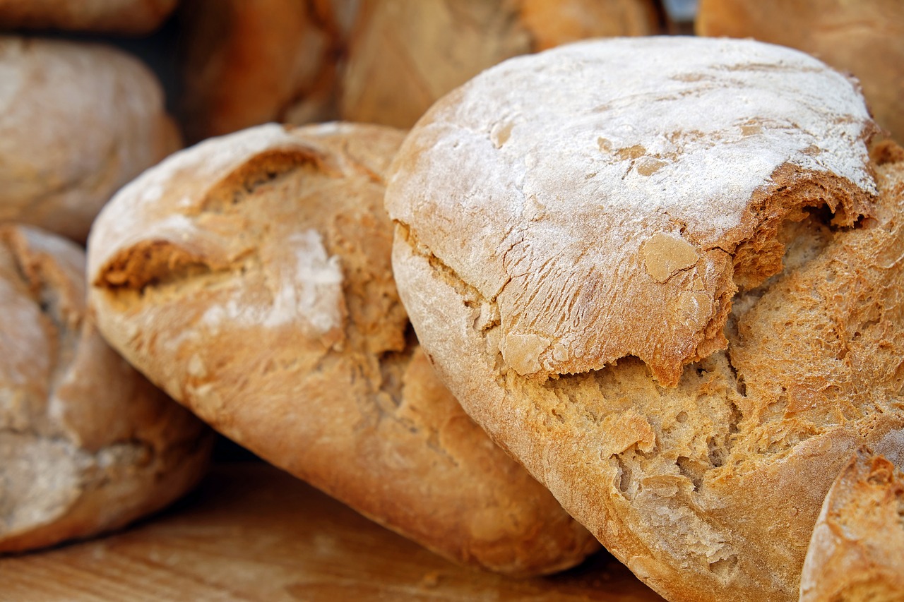 Riti propiziatori dal mondo per prepararsi al meglio al nuovo anno Pane