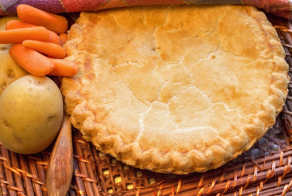 10 Piatti da provare a Londra torta farcita piatto inglese