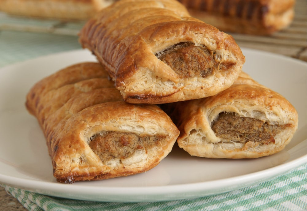 10 Piatti da provare a Londra Sausage rolls piatto inglese