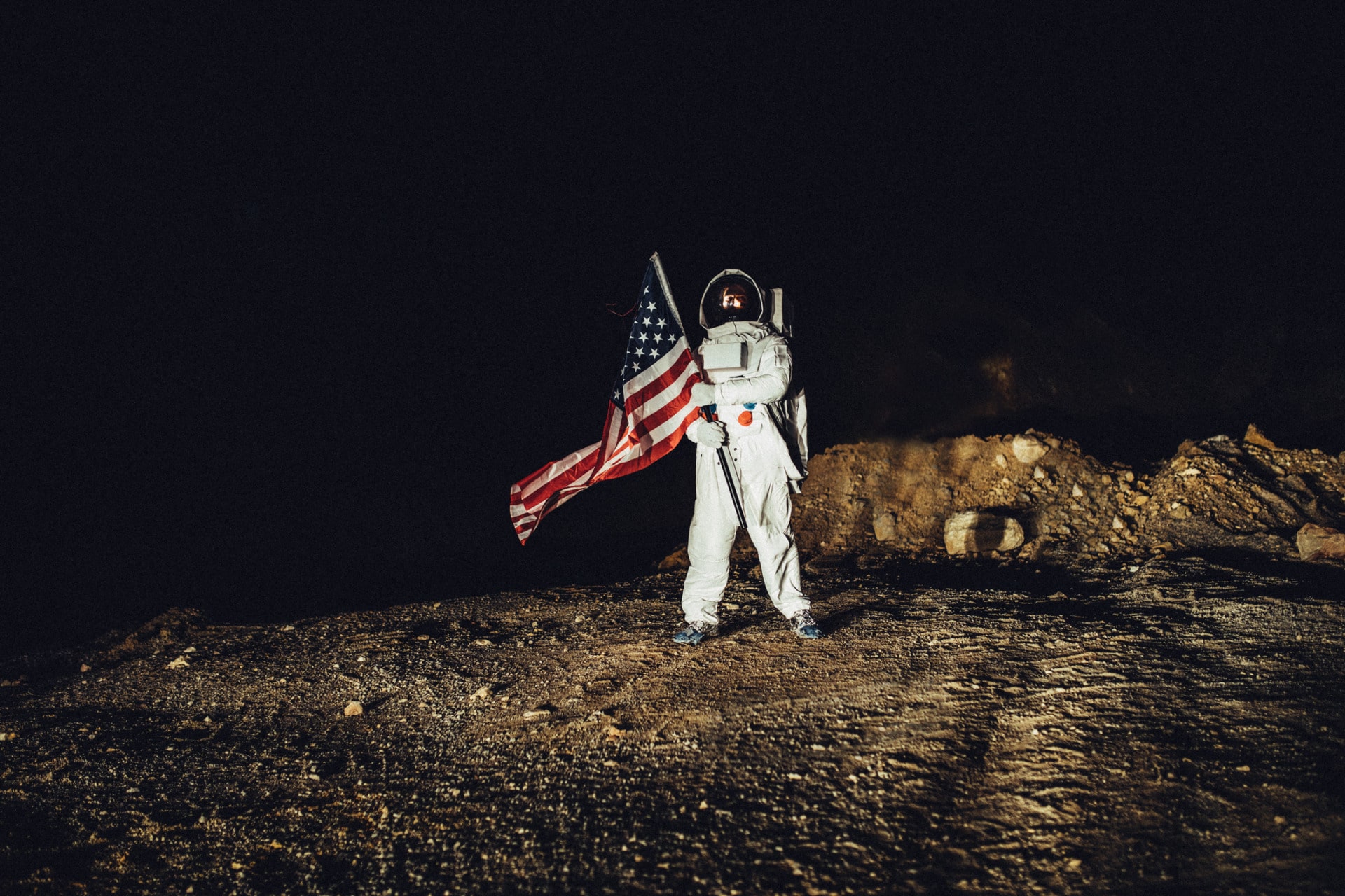 US astronaut conquering Mars