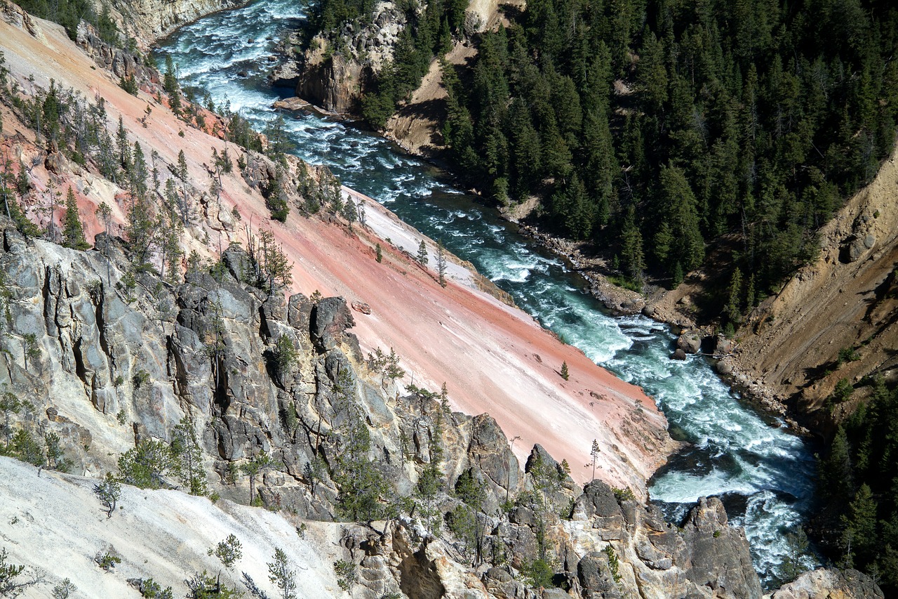 10 Luoghi imperdibili negli USA Yellowstone nationa park